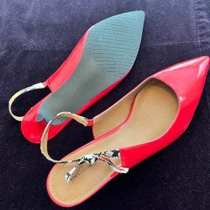 14th and Union Red Slingback pump